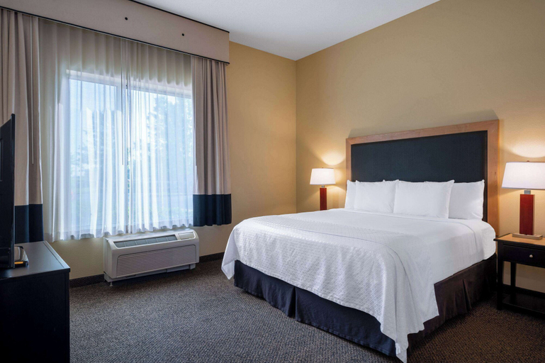 Bedroom 3, Wyndham Noblesville, Hamilton