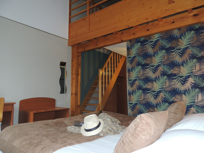 Bedroom 3, Hotel Les Trois Marchands, Deux-Sèvres