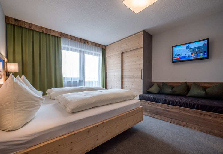 Bedroom 3, Central Hotel & Apart mit Landhaus, Schwaz