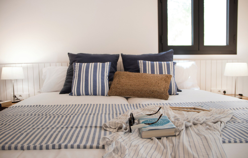 Bedroom 3, Apartamentos Pinomar, Baleares