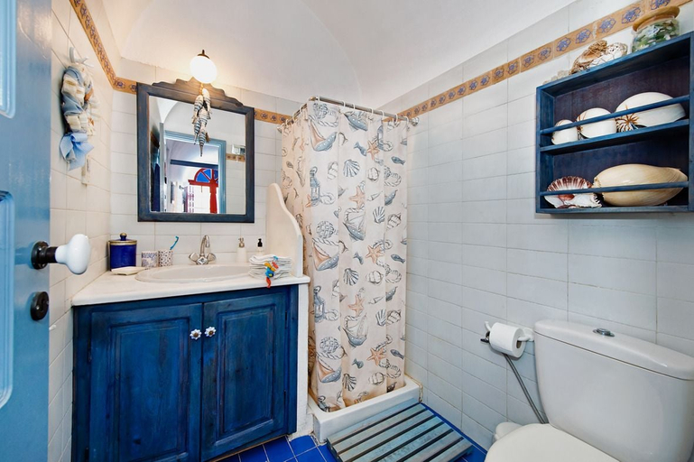 Bathroom, 3Arches by Thireon, South Aegean
