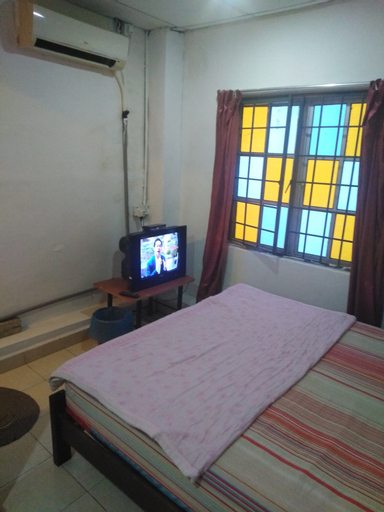 Bedroom 4, Tyh Hotel, Perlis