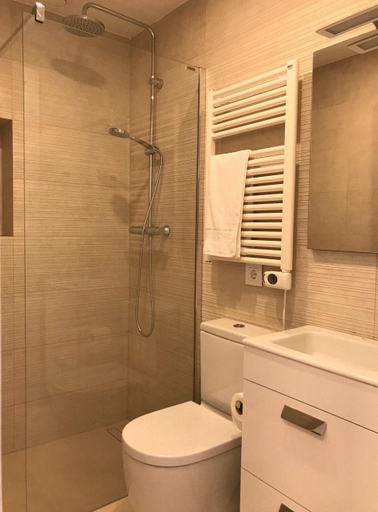 Bathroom 3, New design apartments Elisa - 80 m. from the sea, Girona