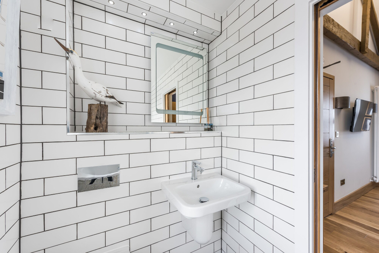 Bathroom 5, The Land's End Hotel, Cornwall