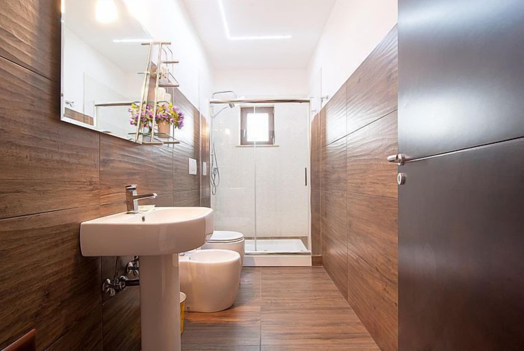 Bathroom 4, Casale Salento, Lecce