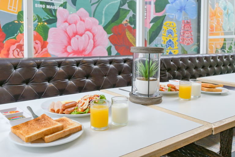 Food & Drinks 5, Sino Maison, Phuket Island
