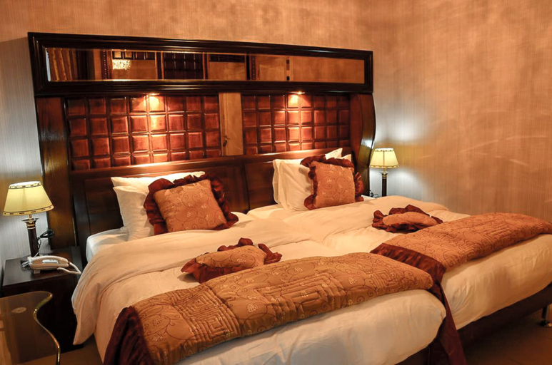 Bedroom 2, Jad Hotel Suites, Amman