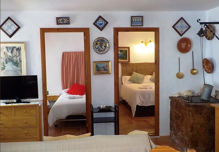 Bedroom 3, The Fisher Holiday Home, Baleares