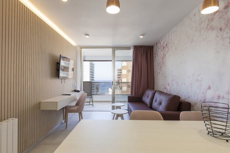 Bedroom 3, Aparthotel BCL Levante Beach, Alicante