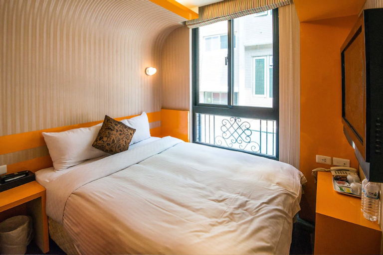 Bedroom 14
