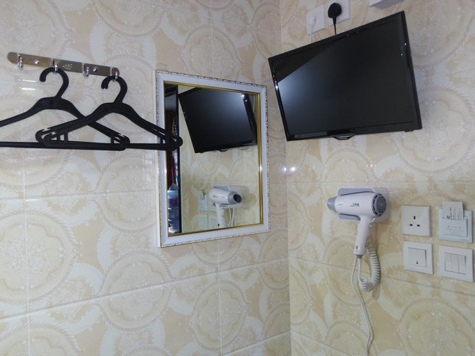 Bathroom 5