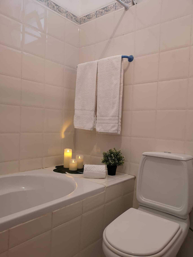 Bathroom 4, Kiss Apartamentos, Albufeira