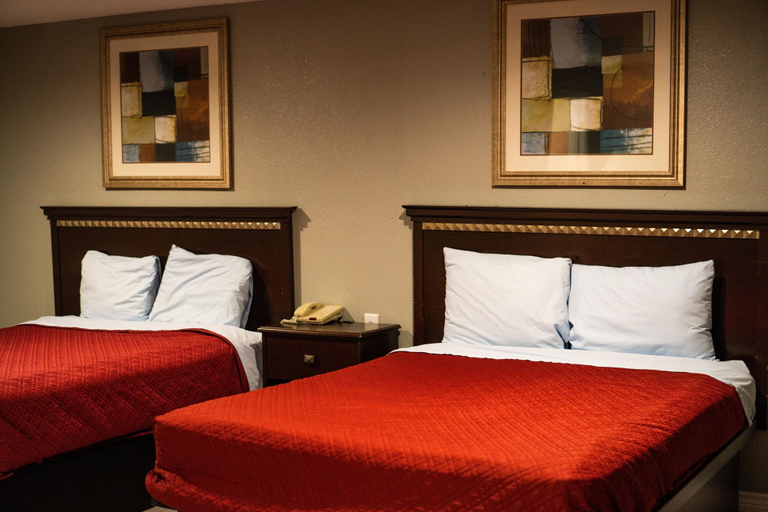 Bedroom 2, Modern Motel, Nueces