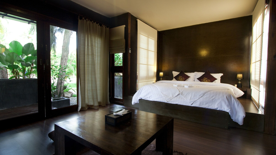 Bedroom 2, B52 Beach Resort, Ko Phangan