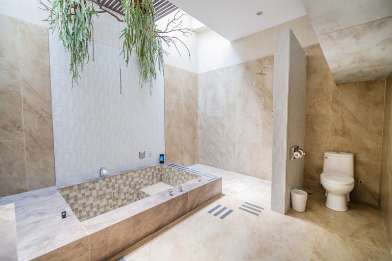 Bathroom 3, Region Motel, Changhua