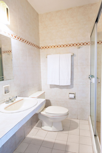 Bathroom 4, Hotel Benidorm Panama, Panamá