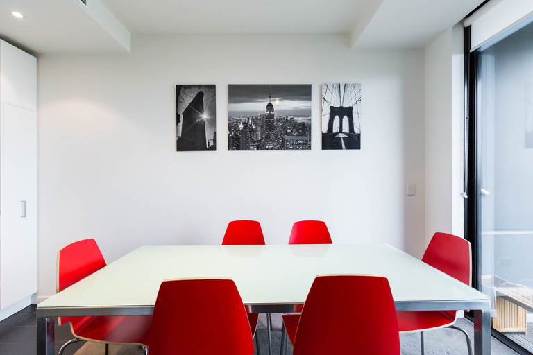 Others 5, ROBYN, 1BDR Melbourne Apartment, Melbourne
