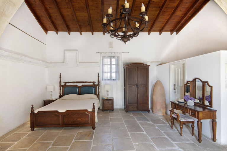 Bedroom 3, Meleni Cottage Houses