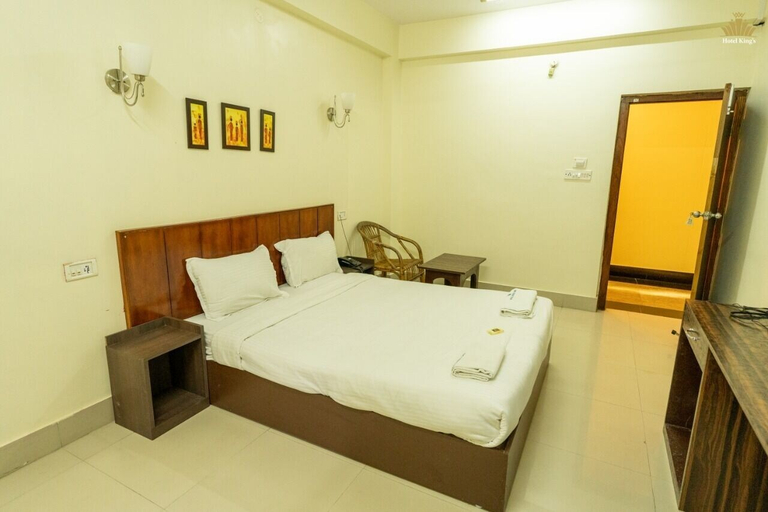 Bedroom 4, Hotel The King's, South Andaman