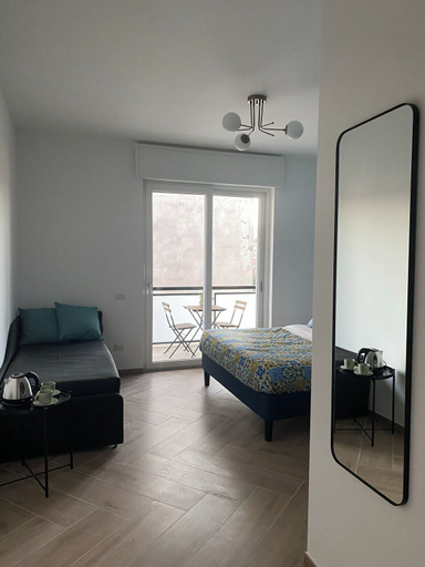 Bedroom 3, Domus damore, Napoli