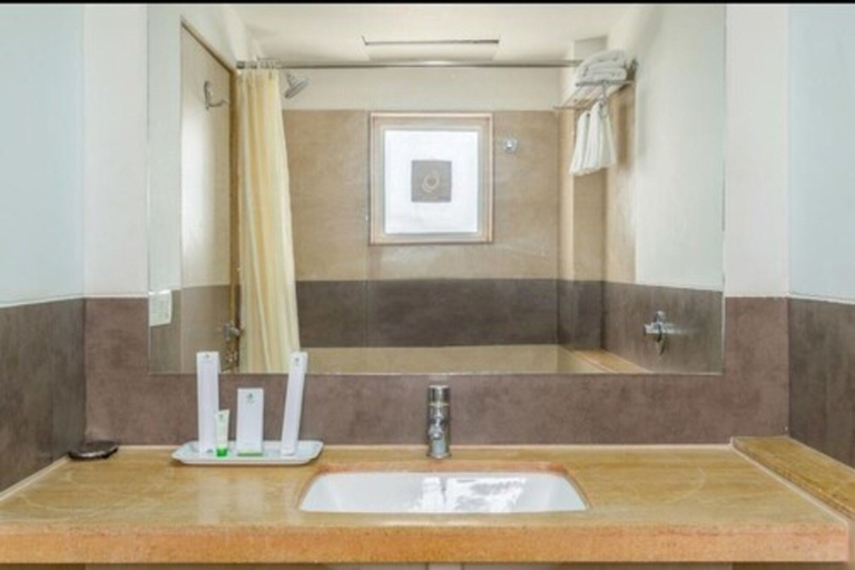 Bathroom 4, Hotel Casa, Vadodara