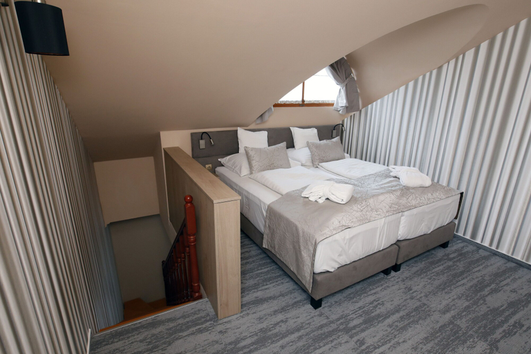 Bedroom 3, Laroba Wellness Hotel, Balatonalmádi