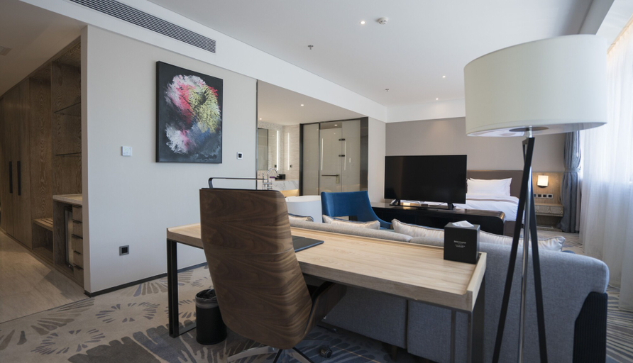 Others 5, Mercure Panjin, Panjin
