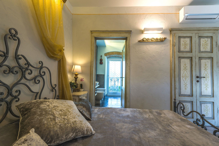 Bedroom 2, Casa San Michelangelo, Arezzo
