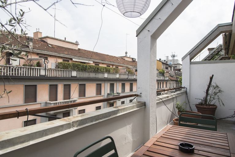 Balcony 2, The Writer's Terrace, Milano