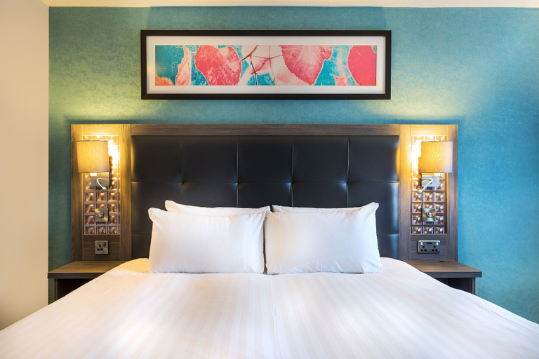 Bedroom 3, Leonardo Hotel Southampton, Southampton