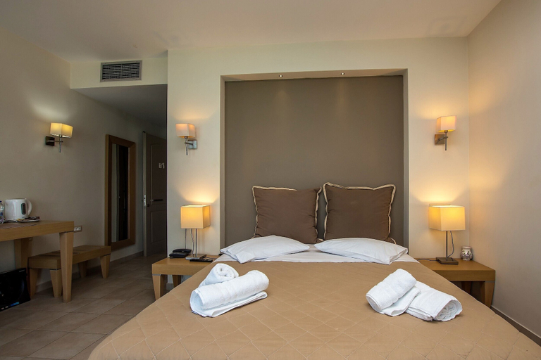 Bedroom 3, Dali Luxury Rooms, Ionian Islands