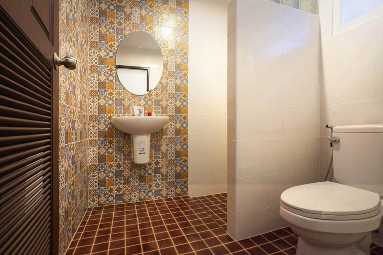 Bathroom 4, Siray Green Resort, Pulau Phuket