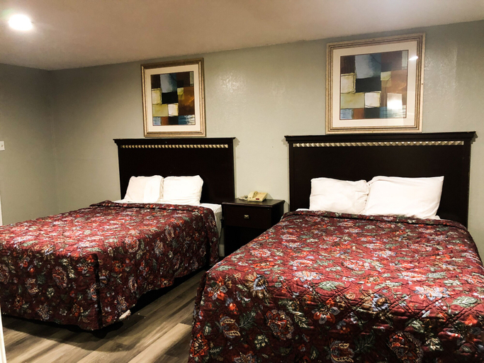 Bedroom 4, Modern Motel, Nueces