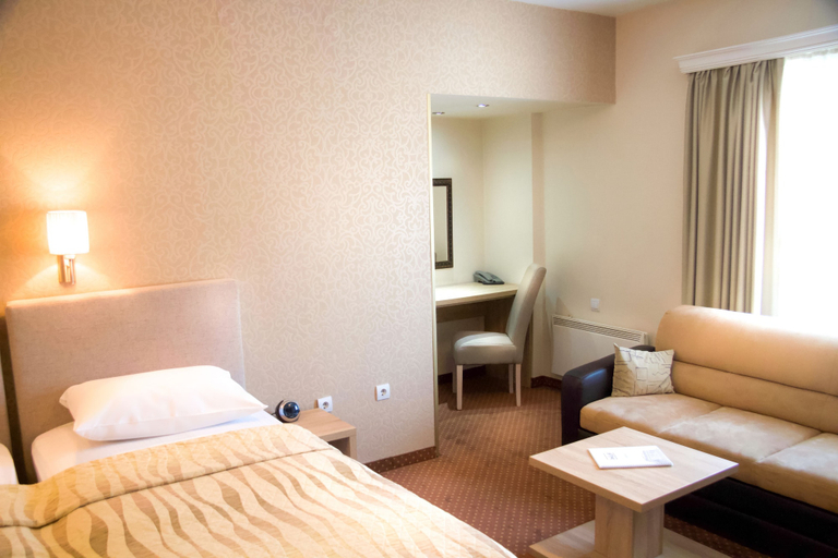 Bedroom 2, Hotel Philia
