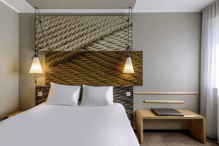 Bedroom 3, ibis Berlin Mitte, Berlin