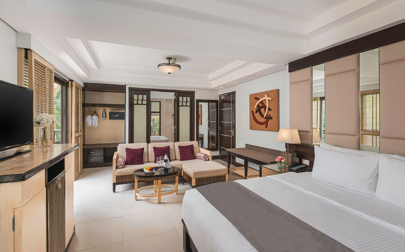 Bedroom 3, Henann Garden Resort, Malay