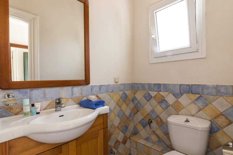Bathroom 4, Villa Xanthipi, Ionian Islands