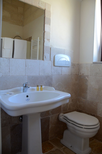 Bathroom 4, Agriturismo Masseria San Leonardo, Brindisi