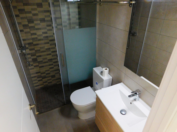 Bathroom 3, Apartamento Oasis - A173, Girona