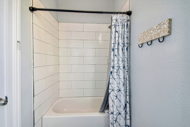 Bathroom, The Strand Getaway, Galveston