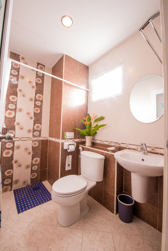 Bathroom 4, Hua Hin Good View Hotel, Hua Hin