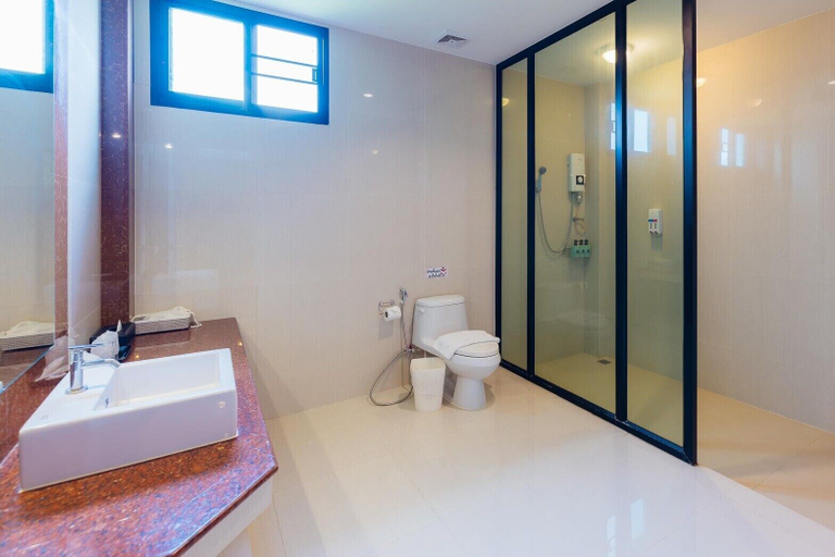 Bathroom 4, The Room at Maesai, Mae Sai