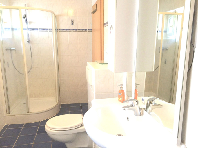 Bathroom 5, Linz Apartment Comfort-Size, Linz