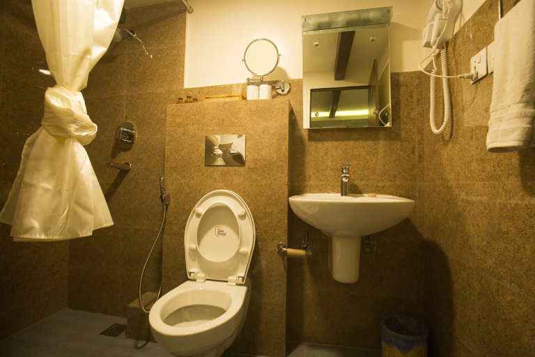 Bathroom 3, Heranya La:Ku, Bagmati