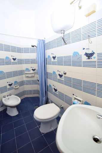 Bathroom 4, Hotel Timiama, Foggia