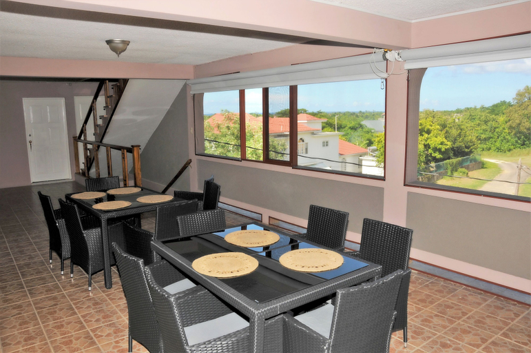 Others 5, Beach-Pool-Sun-family-6 bedroom getaway