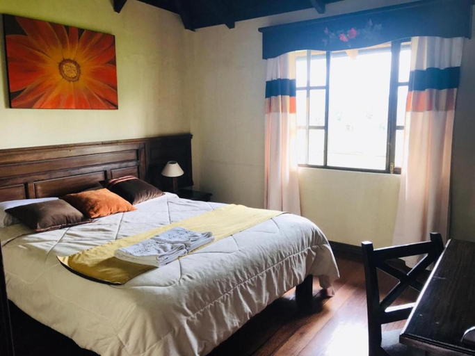 Bedroom 2, Chuquiragua Lodge & Spa, Mejía