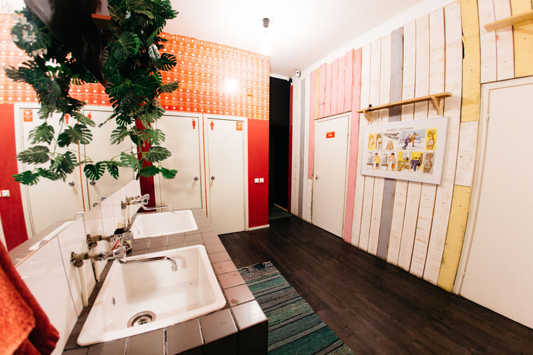 Bathroom 2, Cuba Hostel, Sankt-Peterburg gorsovet