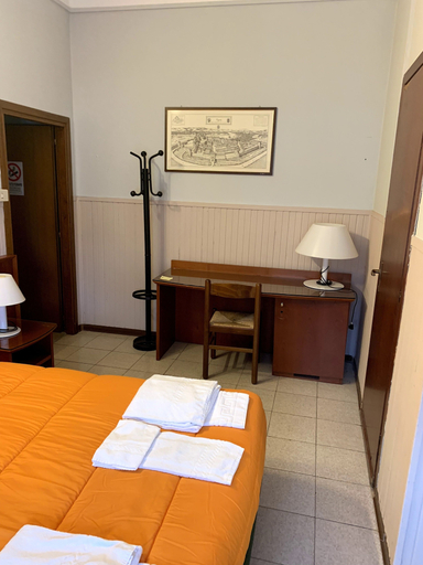Bedroom 3, Hotel Belvedere, Modena