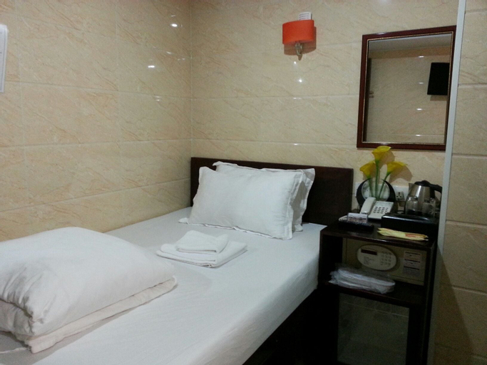 Bedroom 8